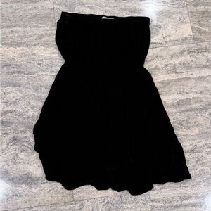 Elegant Black Strapless Dress